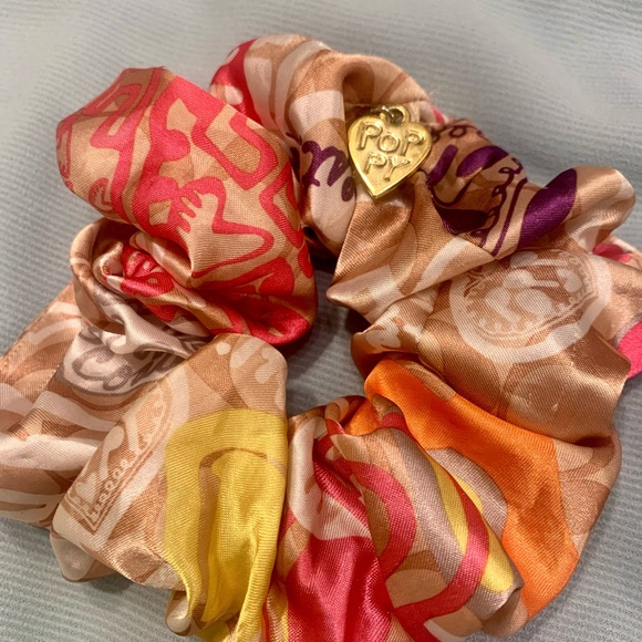 Rare Coach Poppy Scrunche Hair band Accesory - Picture 2 of 8